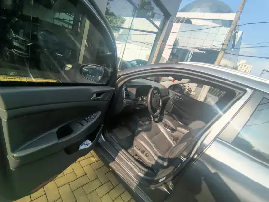 HYUNDAI-TUCSON-1.6 16V T-GDI GASOLINA GL ECOSHIFT HYUNDAI-TUCSON-2017