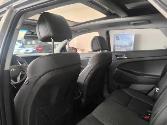 HYUNDAI-TUCSON-2021