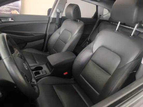 HYUNDAI-TUCSON-2021