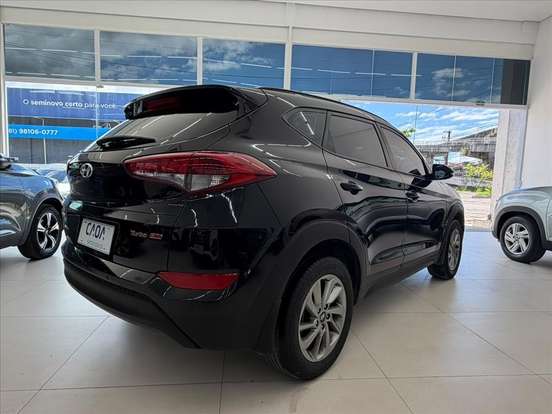 HYUNDAI-TUCSON-2020