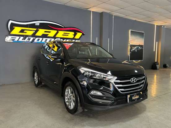 HYUNDAI-TUCSON-2021