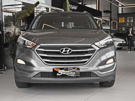 HYUNDAI-TUCSON-2017