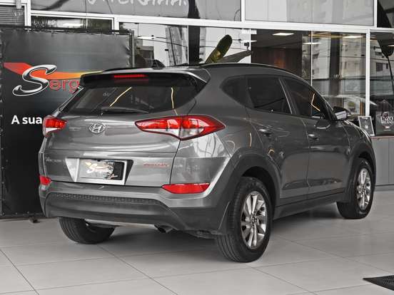 HYUNDAI-TUCSON-2017