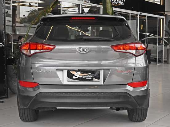 HYUNDAI-TUCSON-2017