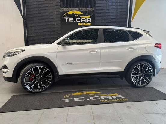 HYUNDAI-TUCSON-2017