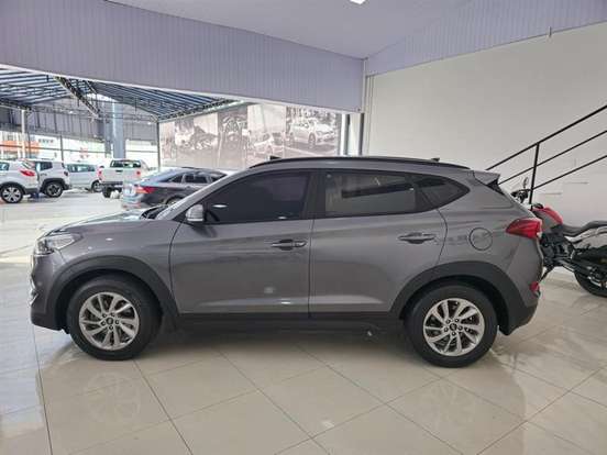HYUNDAI-TUCSON-2017