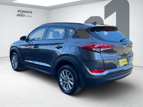 HYUNDAI-TUCSON-2021