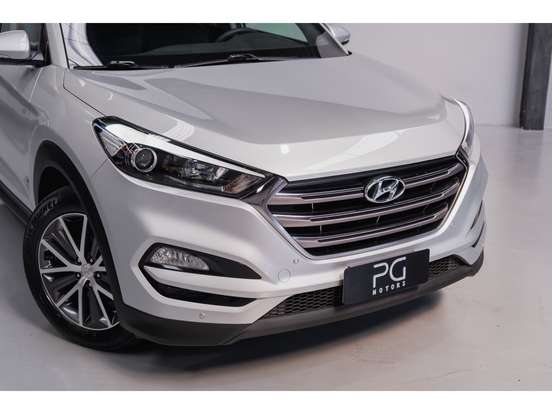HYUNDAI-TUCSON-2017