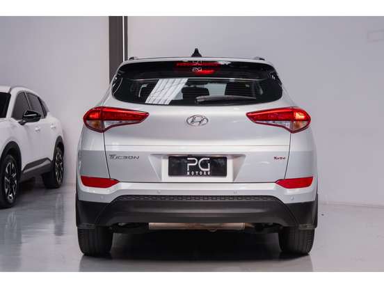 HYUNDAI-TUCSON-2017