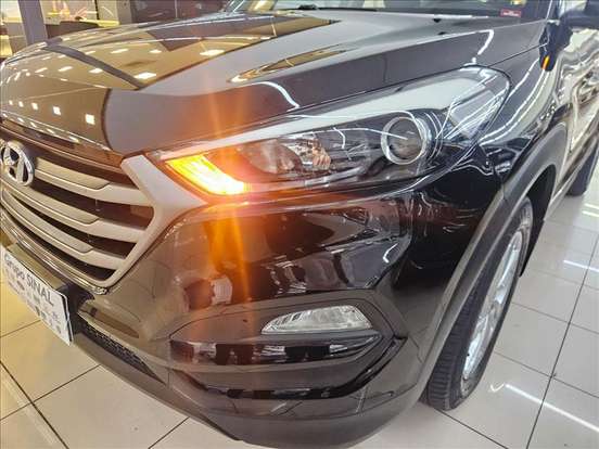 HYUNDAI-TUCSON-2020