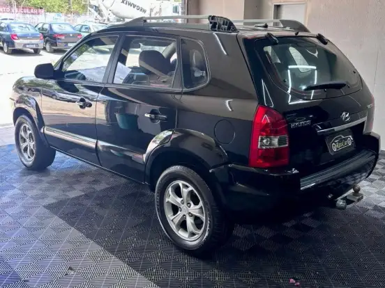 HYUNDAI-TUCSON-2013