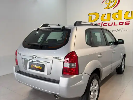 HYUNDAI-TUCSON-2.0 MPFI GLS 16V 143CV 2WD FLEX 4P AUTOMÁTICO HYUNDAI-TUCSON-2014