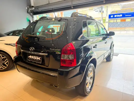 HYUNDAI-TUCSON-2015