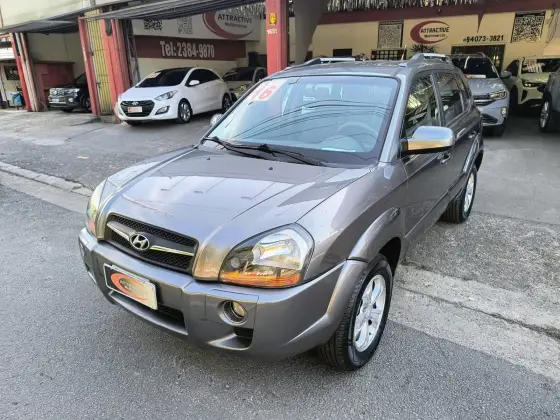 HYUNDAI TUCSON 2.0 MPFI GLS TOP 16V 143CV 2WD FLEX 4P AUTOMÁTICO