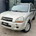 HYUNDAI TUCSON 2.0 MPFI GL 16V 142CV 2WD GASOLINA 4P MANUAL HYUNDAI TUCSON 2.0 MPFI GL 16V 142CV 2WD GASOLINA 4P MANUAL