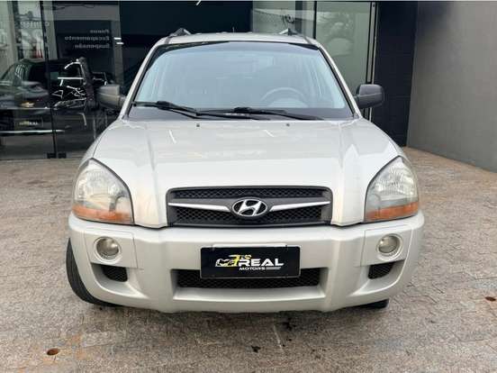 HYUNDAI-TUCSON-2.0 MPFI GL 16V 142CV 2WD GASOLINA 4P MANUAL HYUNDAI-TUCSON-2012