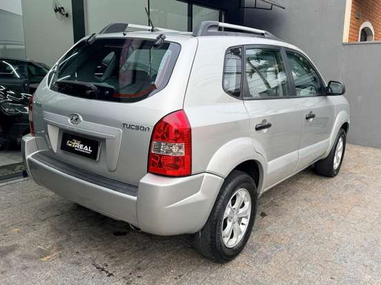 HYUNDAI-TUCSON-2.0 MPFI GL 16V 142CV 2WD GASOLINA 4P MANUAL HYUNDAI-TUCSON-2012