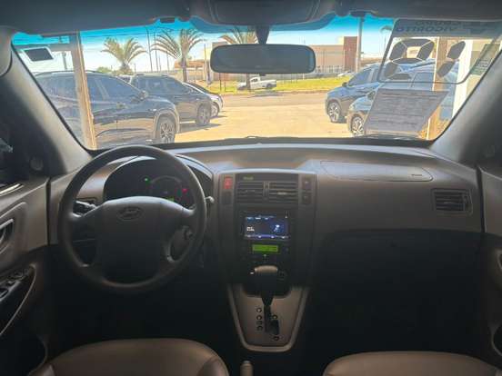 HYUNDAI-TUCSON-2.0 MPFI GLS 16V 143CV 2WD FLEX 4P AUTOMÁTICO HYUNDAI-TUCSON-2018