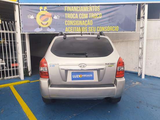 HYUNDAI-TUCSON-2013