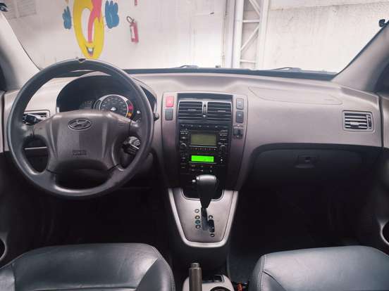 HYUNDAI-TUCSON-2.0 MPFI GLS 16V 143CV 2WD FLEX 4P AUTOMÁTICO HYUNDAI-TUCSON-2013