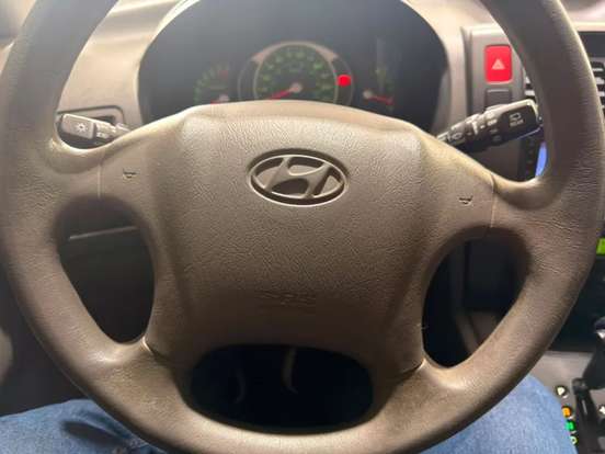 HYUNDAI-TUCSON-2.0 MPFI GLS 16V 143CV 2WD FLEX 4P AUTOMÁTICO HYUNDAI-TUCSON-2016