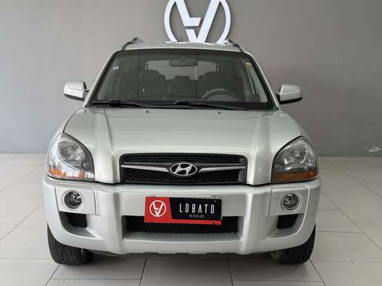 HYUNDAI-TUCSON-2011