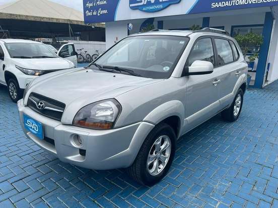 HYUNDAI-TUCSON-2012