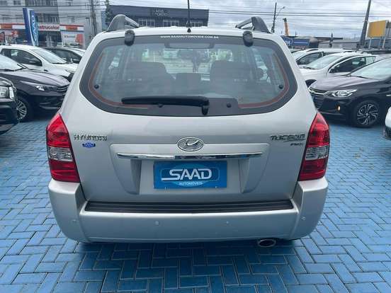 HYUNDAI-TUCSON-2012