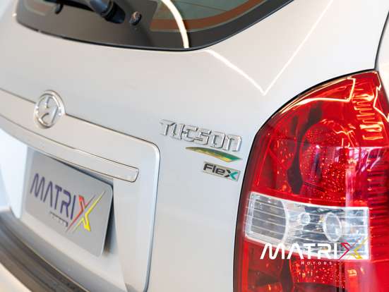 HYUNDAI-TUCSON-2013