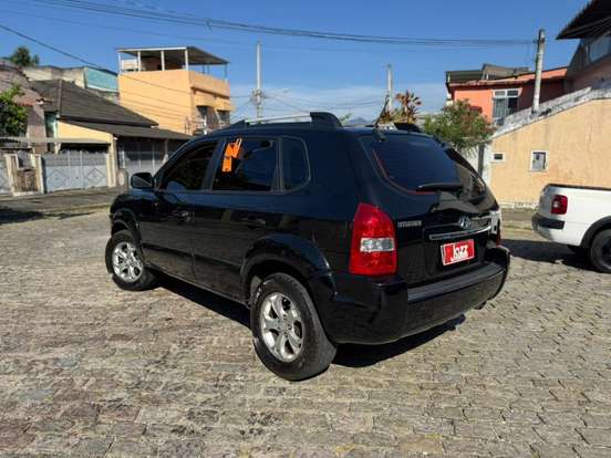 HYUNDAI-TUCSON-2.0 MPFI GLS 16V 143CV 2WD GASOLINA 4P AUTOMÁTICO HYUNDAI-TUCSON-2012