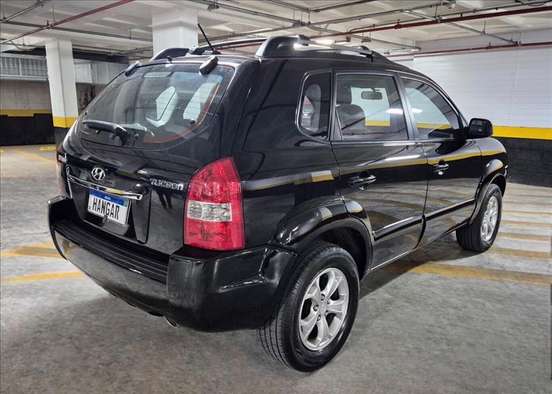 HYUNDAI-TUCSON-2012