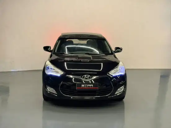 HYUNDAI-VELOSTER-2012