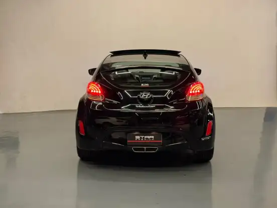 HYUNDAI-VELOSTER-2012