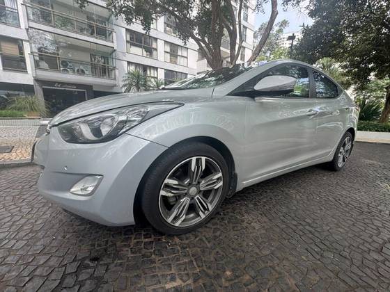 HYUNDAI ELANTRA 1.8 GLS 16V GASOLINA 4P AUTOMÁTICO
