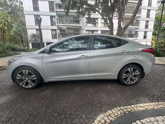 HYUNDAI-ELANTRA-1.8 GLS 16V GASOLINA 4P AUTOMÁTICO HYUNDAI-ELANTRA-2012
