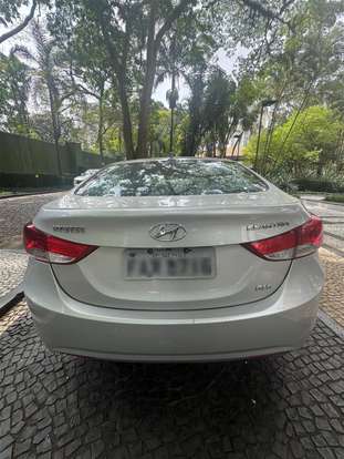 HYUNDAI-ELANTRA-2012
