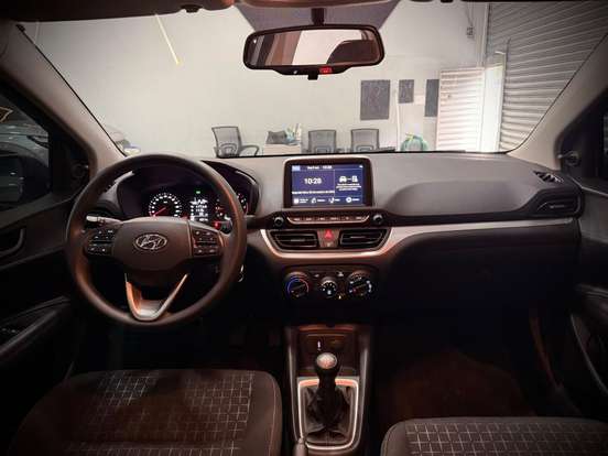 HYUNDAI-HB20-2025
