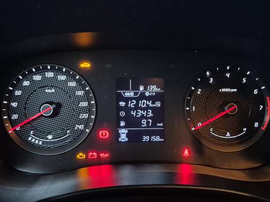 HYUNDAI-HB20-2024