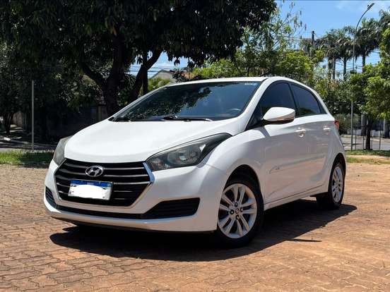 HYUNDAI-HB20-2016