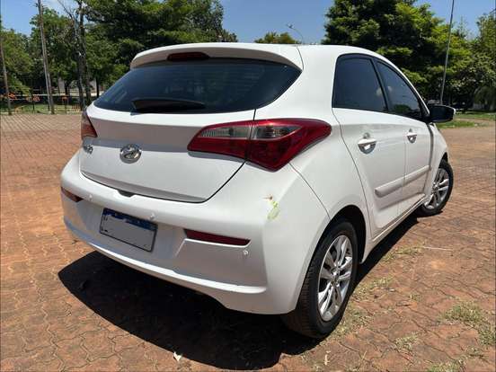 HYUNDAI-HB20-2016