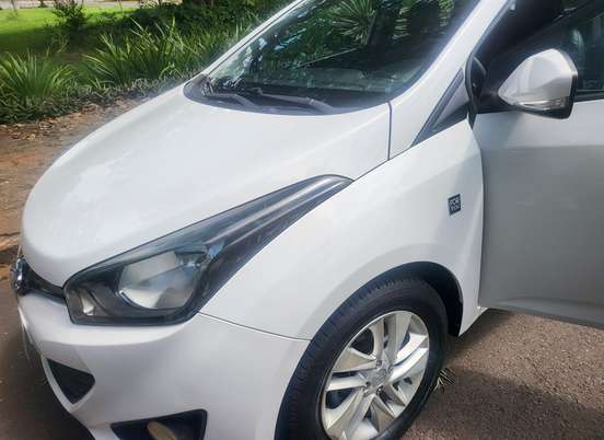 HYUNDAI-HB20-2014