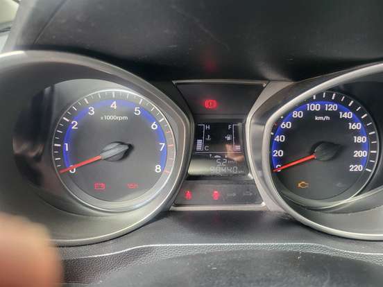 HYUNDAI-HB20-2014