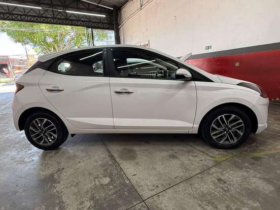 HYUNDAI-HB20-2022