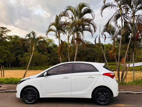 HYUNDAI-HB20-1.6 COMFORT PLUS 16V FLEX 4P MANUAL HYUNDAI-HB20-2016