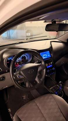 HYUNDAI-HB20-2016