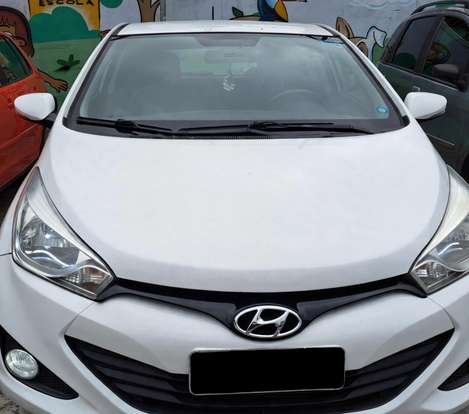 HYUNDAI-HB20-2013