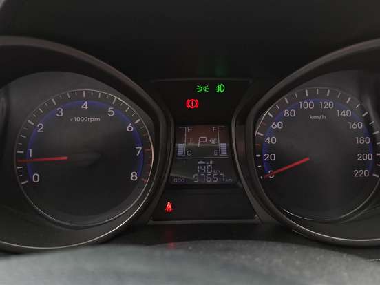 HYUNDAI-HB20-1.6 PREMIUM 16V FLEX 4P AUTOMÁTICO HYUNDAI-HB20-2013