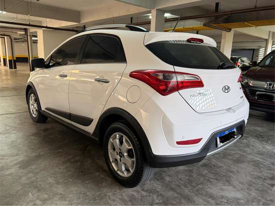 HYUNDAI-HB20X-2014