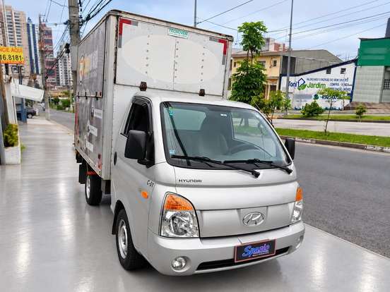 HYUNDAI-HR-2011