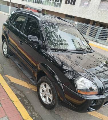 HYUNDAI TUCSON 2.0 MPFI GLS 16V 143CV 2WD GASOLINA 4P AUTOMÁTICO
